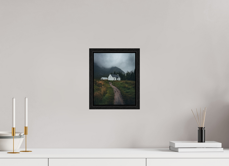 20 x 25 cm, Floater Frame Wee White House